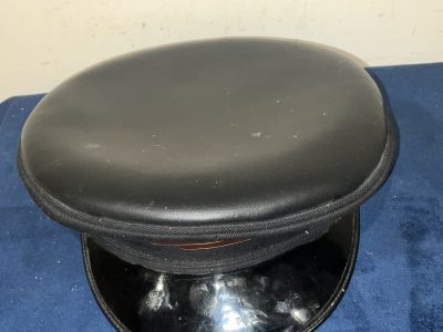 BRITISH RAILWAYS  TRAIN DRIVERS GREASE TOP HAT. - Image 2