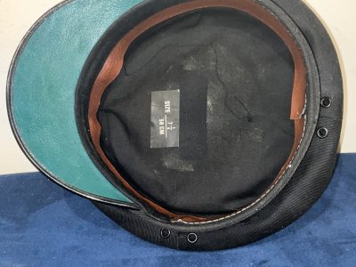 BRITISH RAILWAYS  TRAIN DRIVERS GREASE TOP HAT. - Image 4
