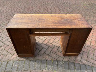 Cotswold School Arts & Crafts Oak Desk - Image 9