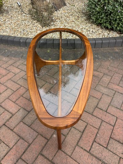 Mid Century 'Teardrop' Coffee Table by Stonehill - Image 4