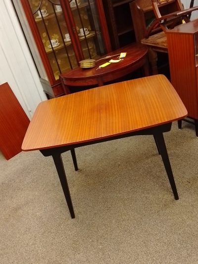 Small Retro Dining Table Seats 6 - Image 8
