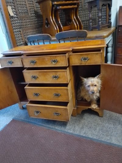 Small Vintage Antique Style Sideboard Cabinet - Image 3