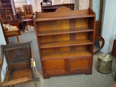 Good Antique Art's & Craft's Oak Bookcase - Image 5