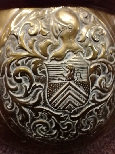 Good Antique Brass Armorial Jardinière or Log Bin - Image 6