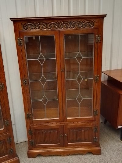Good Pair of Old Charm Display Cabinet's - Image 11