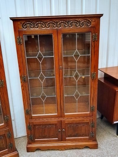 Good Pair of Old Charm Display Cabinet's - Image 4