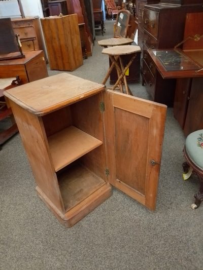 Antique Pine Bedside Table Cabinet - Image 6