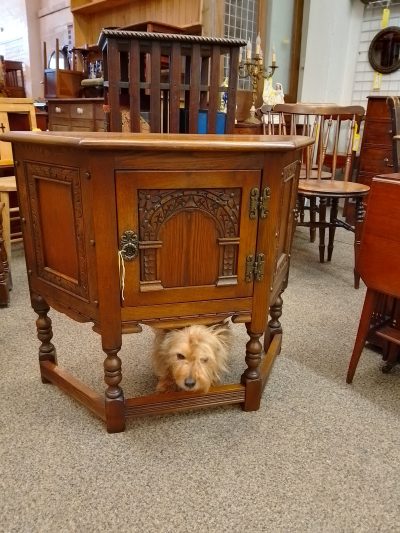 Small Vintage Old Charm Side Cabinet Table - Image 7