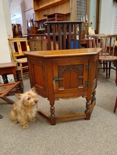 Small Vintage Old Charm Side Cabinet Table - Image 8