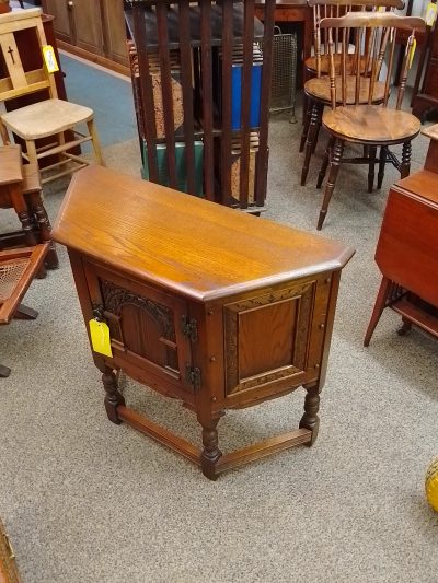 Small Vintage Old Charm Side Cabinet Table - Image 2
