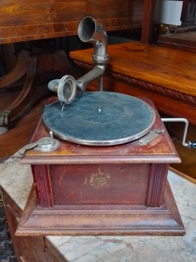 Good Antique HMV Gramophone - Image 3