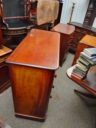 Good Antique Victorian Chest of Drawers - Image 2