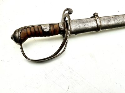 HEAVY CAVALARY SWORD AND SCABBARD OF THE EARLY 19TH CENTURY - Image 2