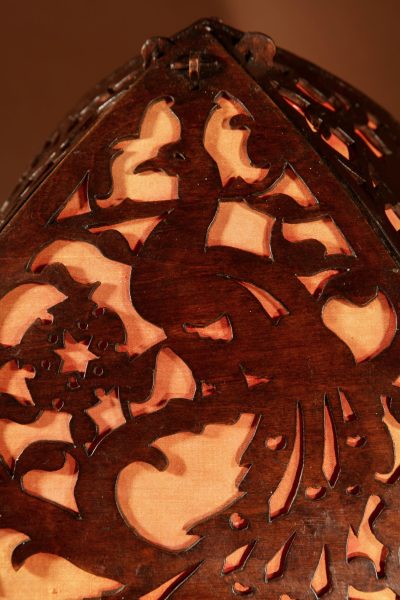 Amsterdam School 1900-20 A Very Impressive And Stylish Fretwork Wooden Table Lamp. - Image 13
