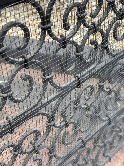 Arts & Crafts Style Fire Screen - Image 5