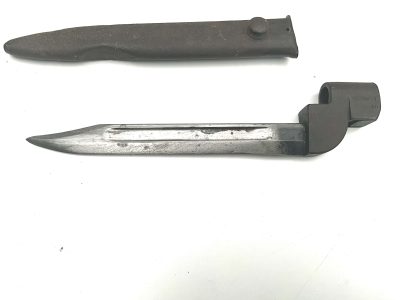British jungle Bayonet And Scabbard - Image 10