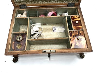 Regency Blonde Tortoise shell Ladies Table top Sewing Box - Image 7