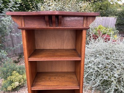 Arts & Crafts Tall Narrow Oak Bookcase - Image 8