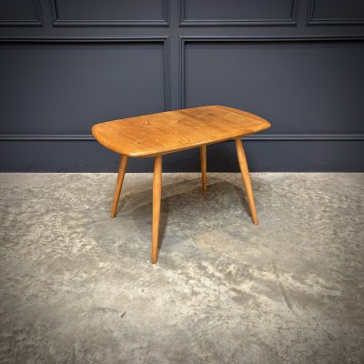 Vintage Ercol Windsor Elm & Beech Side/Coffee Table - Image 3