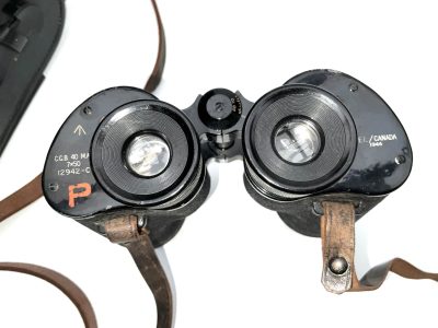 CANADIAN TANK COMMANDERS BINOCULARS AND CASE 1944 - Image 5