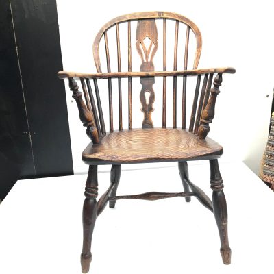 TWO LOW BACK WINDSOR ARMCHAIRS - Image 7