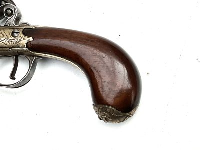 An 18th Century Flintlock Queen Anne-type Greatcoat Pistol by I Parr, London. - Image 3