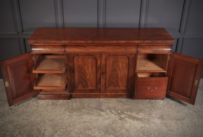 Victorian Mahogany 4 Door Sideboard - Image 2