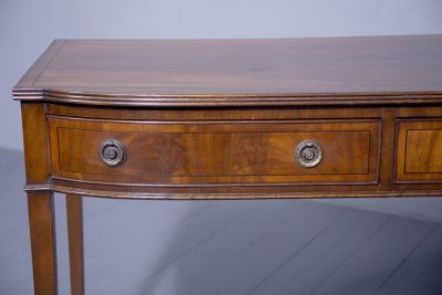 George 111 style Mahogany and Inlaid bow fronted side table - Image 2