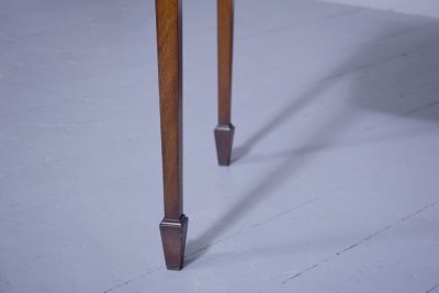 George 111 style Mahogany and Inlaid bow fronted side table - Image 3