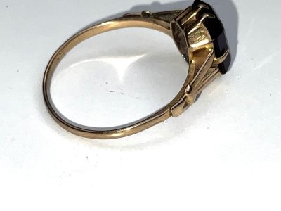 AMETHYST SOLITAIRE 9CT RING - Image 3