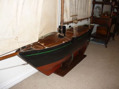 Edwardian Pond Yacht - Image 3