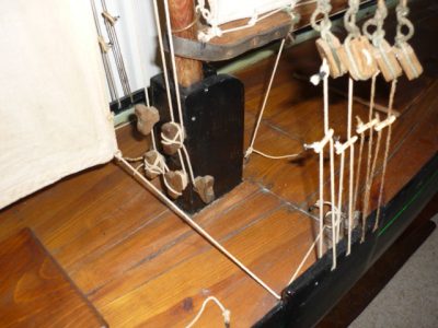 Edwardian Pond Yacht - Image 10