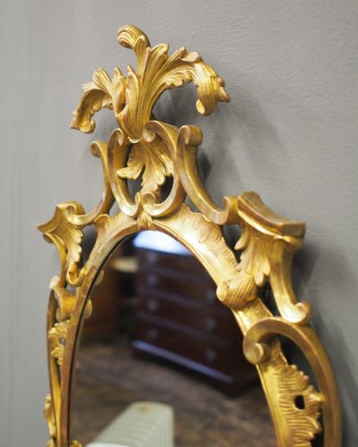 Carved Giltwood Mirror in the Style of Robert Adam - Image 8