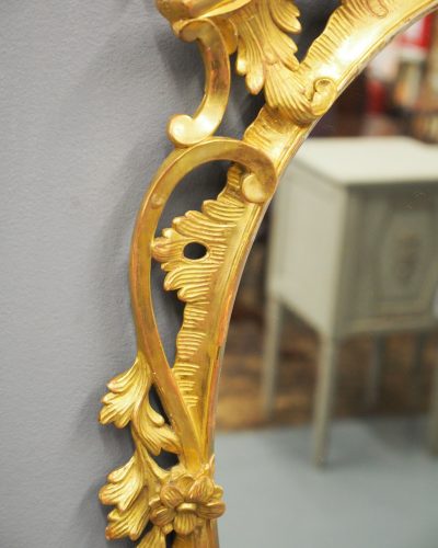 Carved Giltwood Mirror in the Style of Robert Adam - Image 10