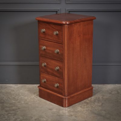 Pair of Victorian Mahogany Bedside Chests - Image 7