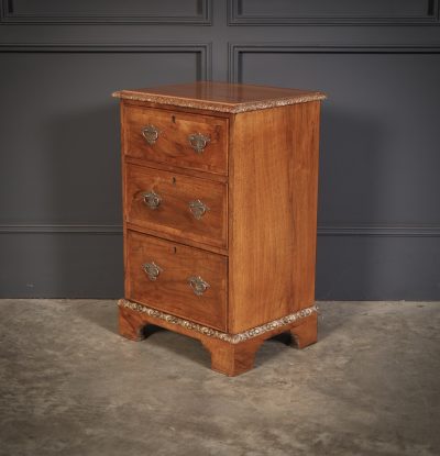 Pair of Walnut Bedside Chests - Image 14