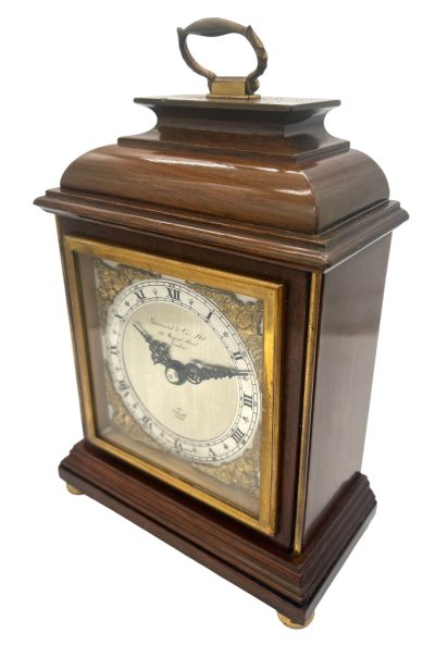 Lovely Elliot Walnut case Mantel Clock – 8 day garrard movement clock - Image 3
