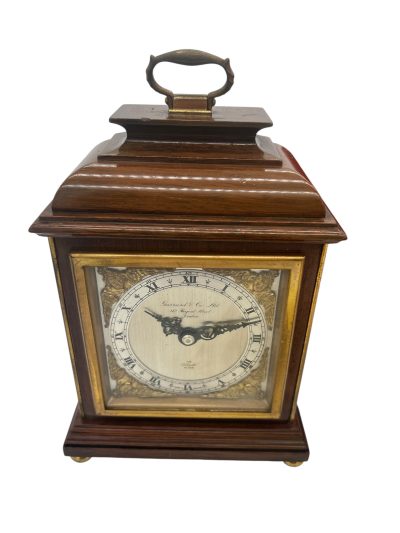 Lovely Elliot Walnut case Mantel Clock – 8 day garrard movement clock - Image 4