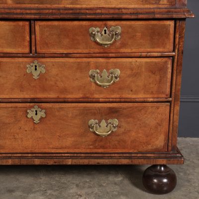 Queen Anne Walnut Bureau - Image 7