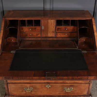 Queen Anne Walnut Bureau - Image 10