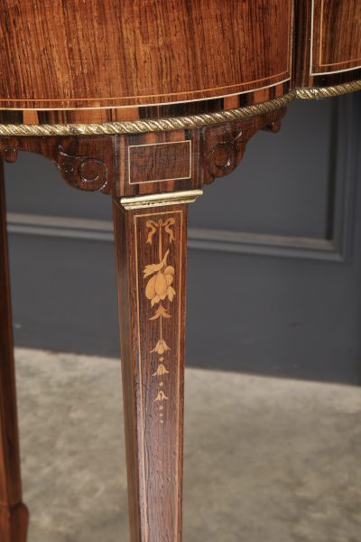 Exceptional Quality Rosewood & Coromandel Kidney Shaped Writing Table - Image 17