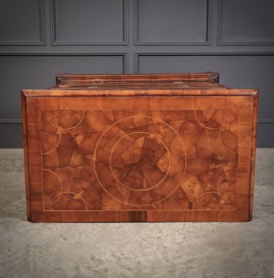 William & Mary Oyster Veneered Chest of Drawers - Image 16