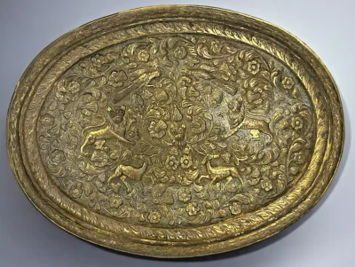 Antique Persian Gilded Copper Tray with Repousse Animal Decoration - Image 2