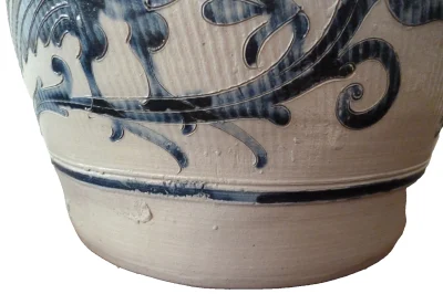 Large Antique 18th Century Westerwald Storage Jar Decorated with Bird and Deer - Image 3