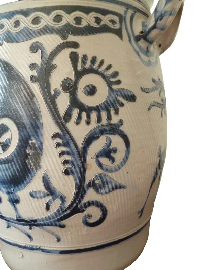 Large Antique 18th Century Westerwald Storage Jar Decorated with Bird and Deer - Image 4