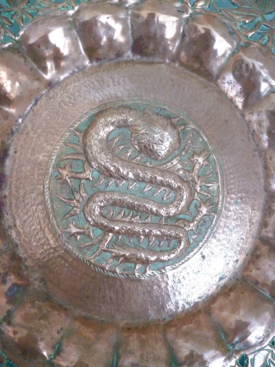 Large Antique Chinese Dragon Wall Hanging Copper Charger - 43 cm Diameter - Image 5
