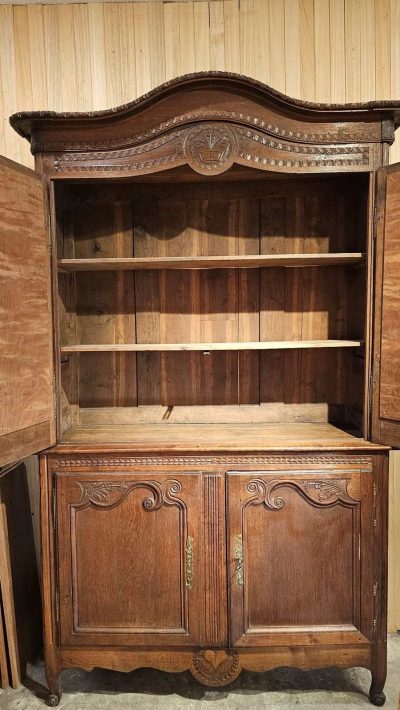 Decorative Oak Buffet Deux Corps - Image 4