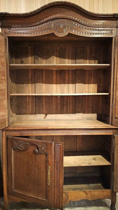 Decorative Oak Buffet Deux Corps - Image 7