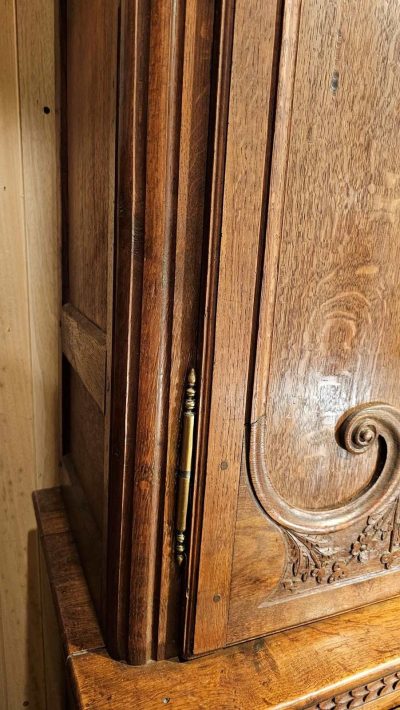 Decorative Oak Buffet Deux Corps - Image 8