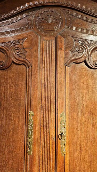 Decorative Oak Buffet Deux Corps - Image 12